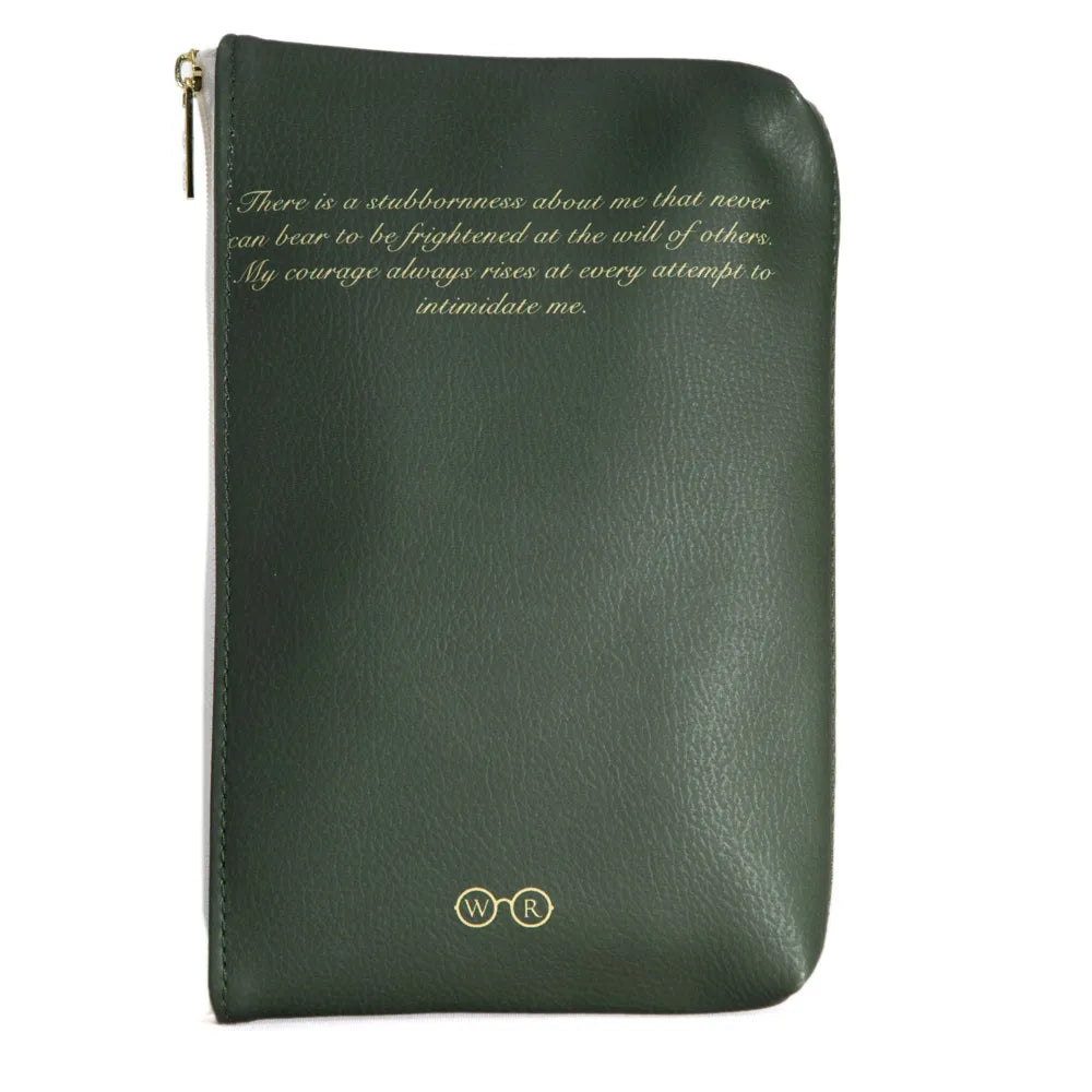 Pride and Prejudice groen boektasje in boekvorm, achterzijde met een quote uit de roman