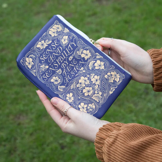 Sense and Sensibility blue Book Pouch – boekenetui van Tea & Tales