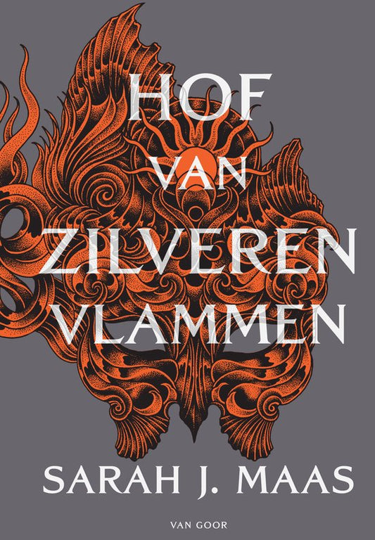 Omslag van Hof van Zilveren Vlammen van Sarah J. Maas, paperback