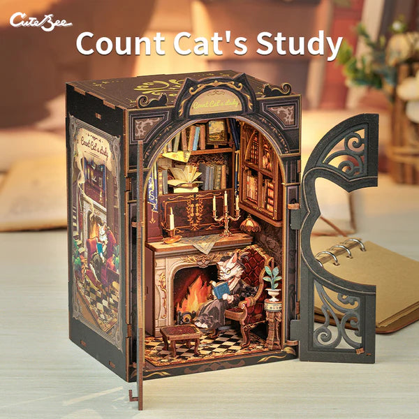 Book Nook Count Cat's Study op de boekenplank